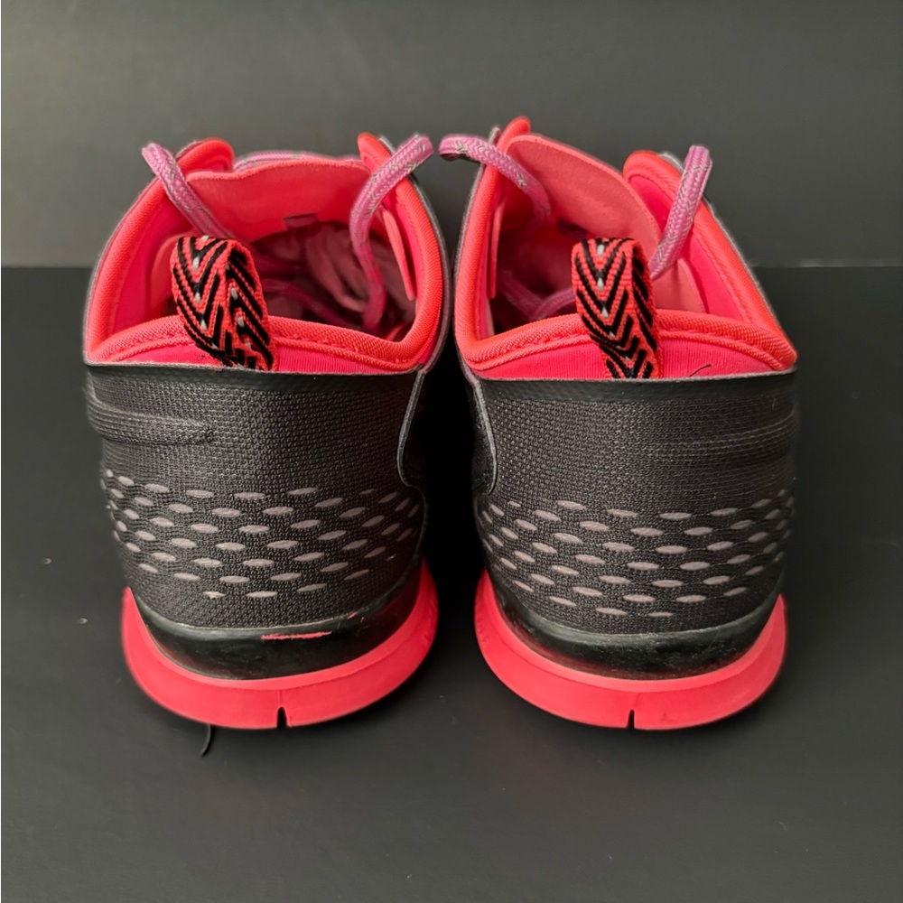 Nike Women's Free 5.0 TR Fit 4 Athletic Shoes - Picture 5 of 10